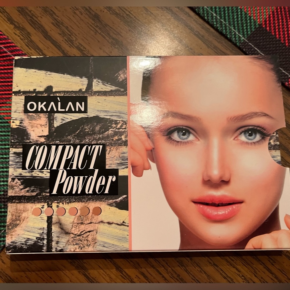 OKALAN COMPACT CONTOUR POWDER PALETTE
